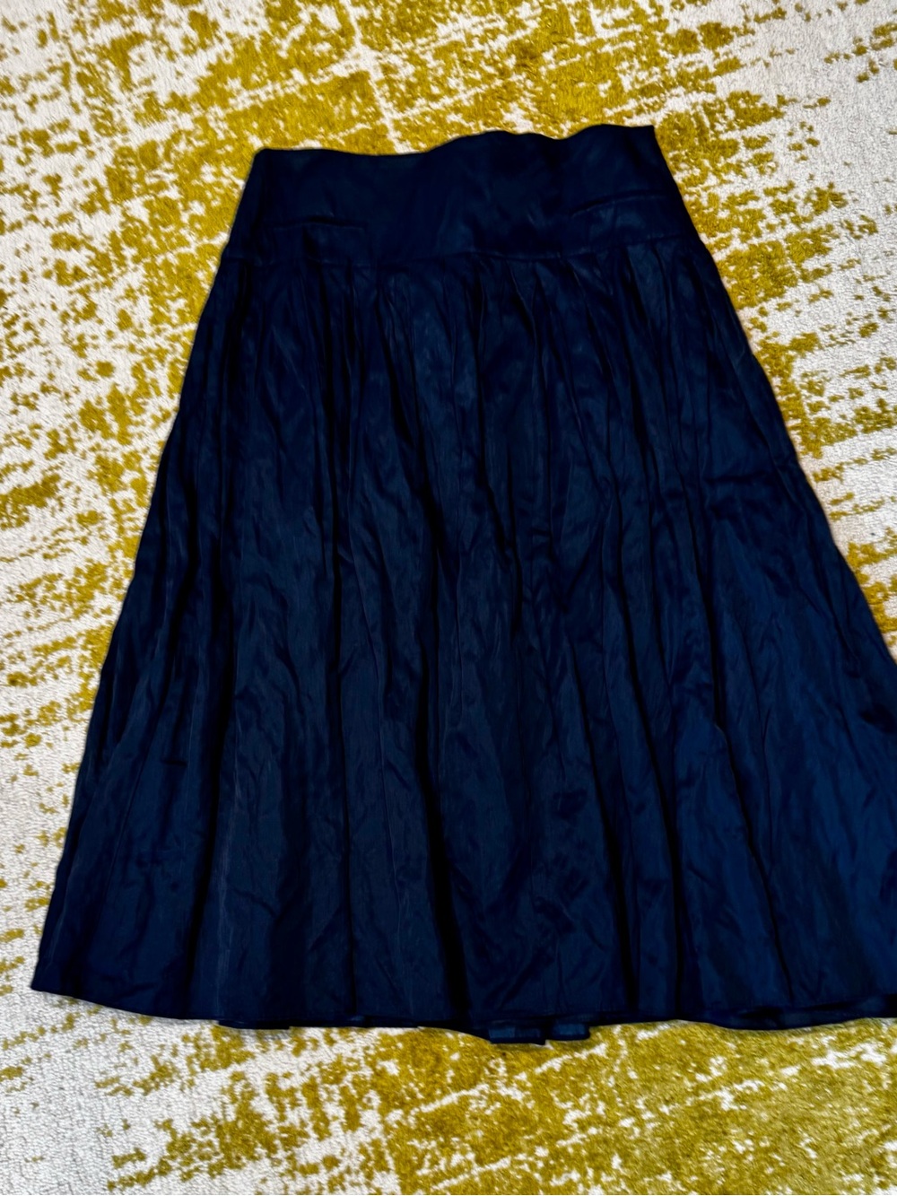 Zara drop waist full skirt. Navy. Sz L